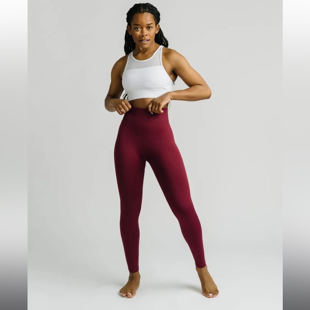Zyia Scarlet Ribbed Seamless Leggings 7/8 24” Sz L - Picture 5 of 11